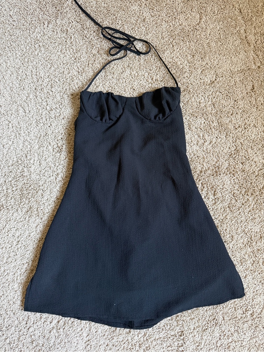 Simple Black Halter Mini Dress from pretty little thing - Picture 2 of 3
